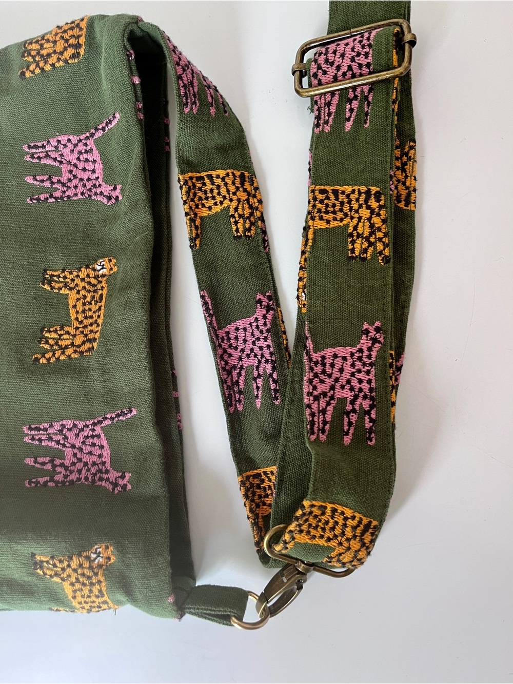 Green Canvas Embroidered Leopard Crossbody Tote Bag Adjustable Strap - Picture 3 of 7